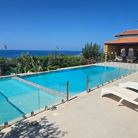 Seafront Villa, Pool Kids Pool, Walkway * לאפיטוס
